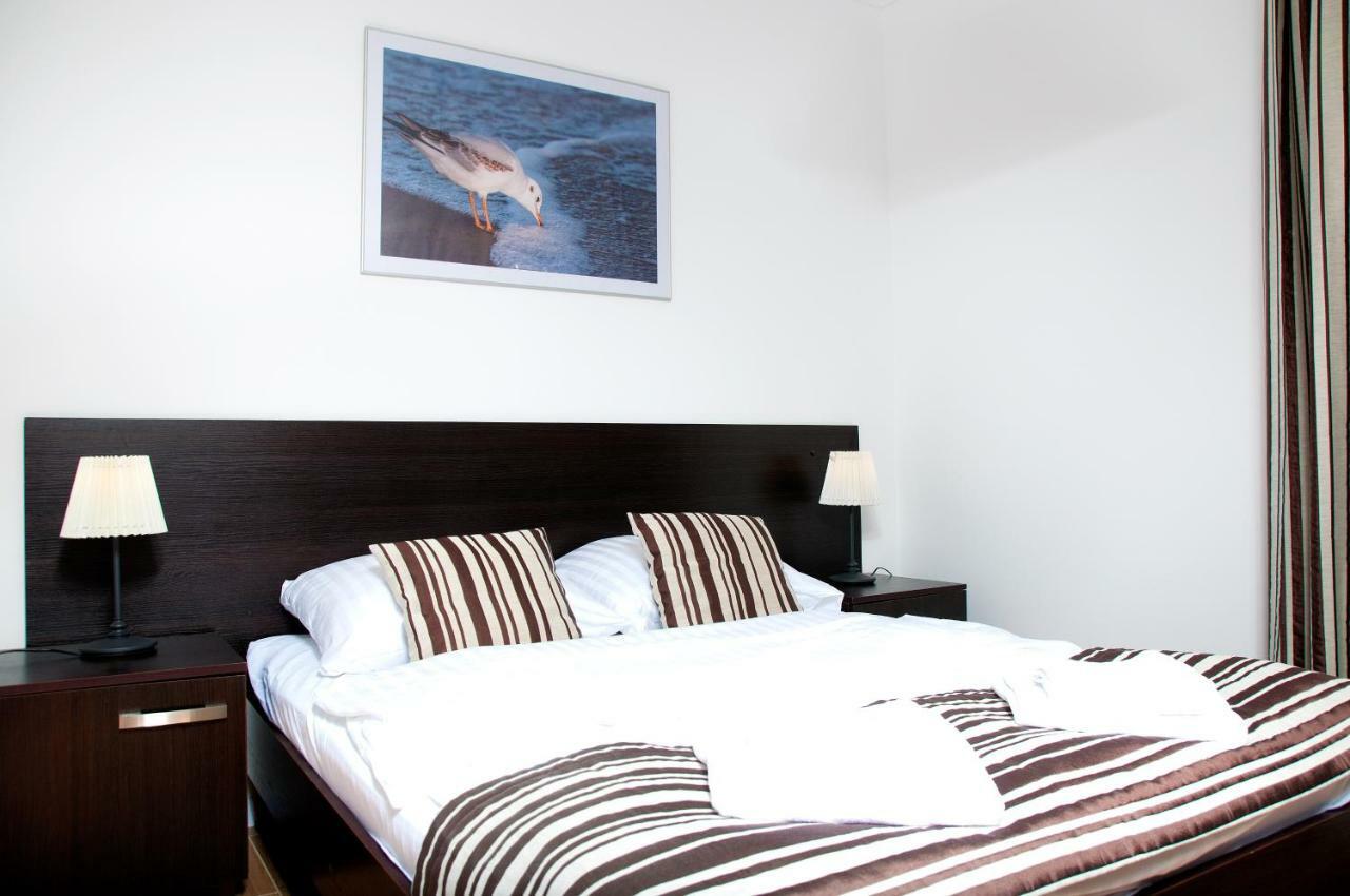 Apartament Ikar - 2 Pokojowy Przy Morzu Z Wlasnym Ogrodkiem Pobierowo Extérieur photo